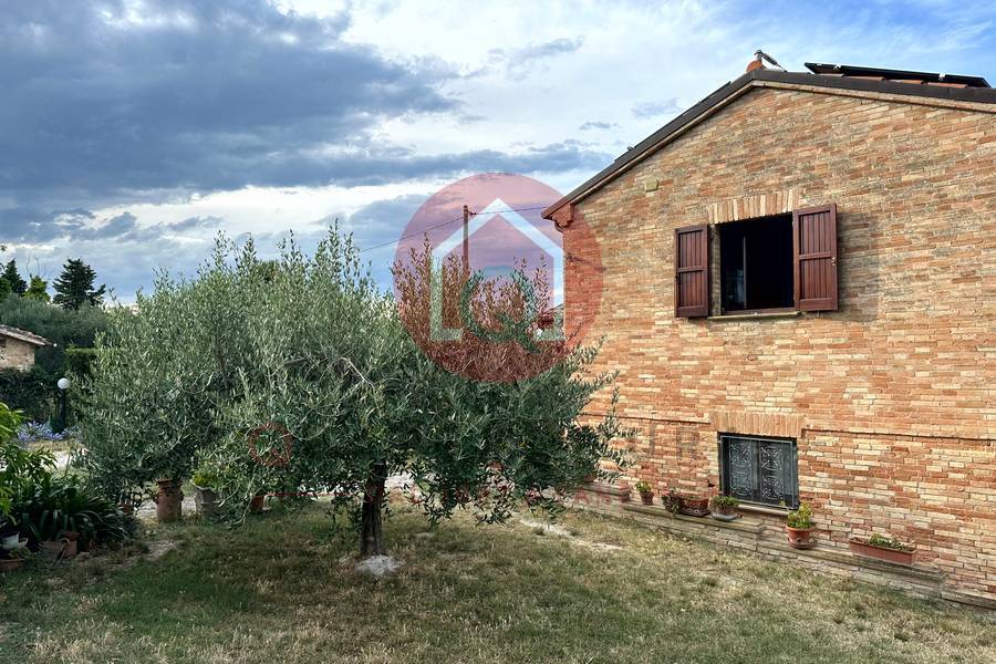 Immagine annuncio immobiliare quattromura fano